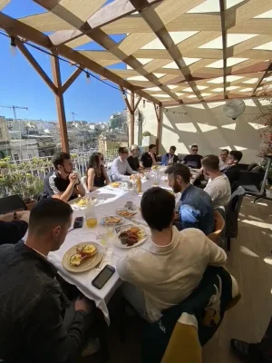 Repas exterieur fam